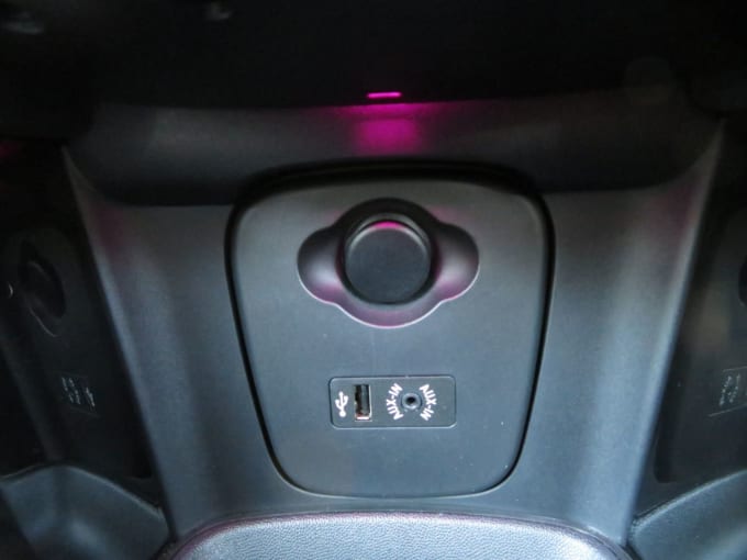 2025 Mini Hatch
