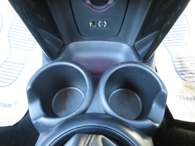 2025 Mini Hatch