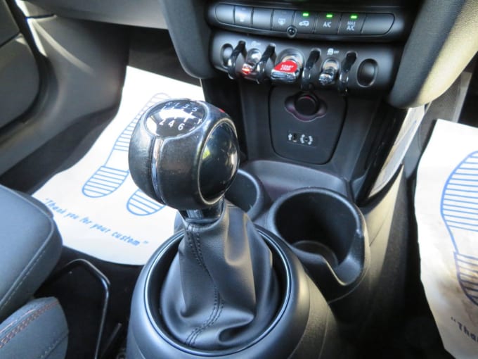 2025 Mini Hatch