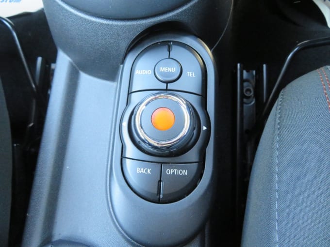 2025 Mini Hatch