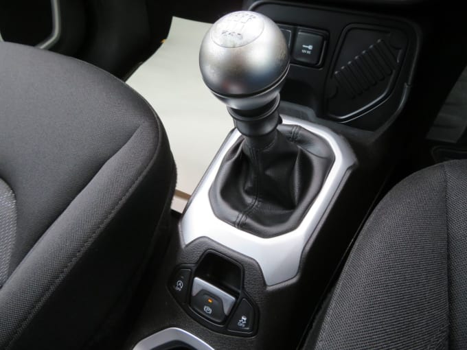 2025 Jeep Renegade