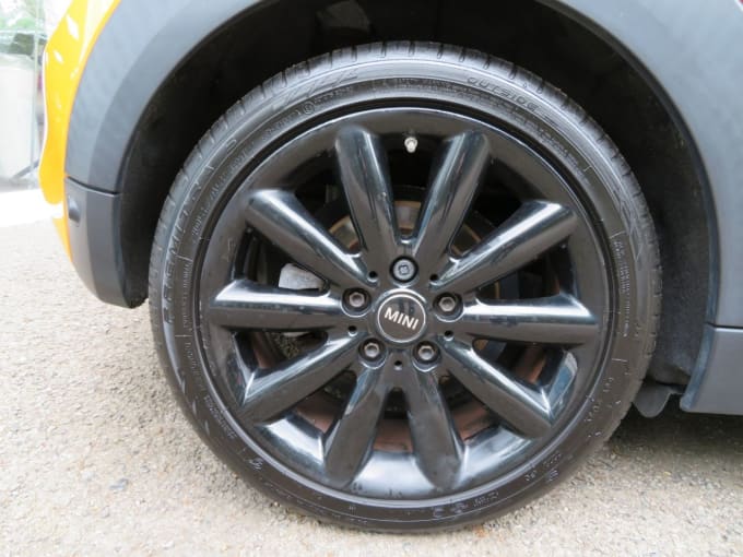 2025 Mini Hatch