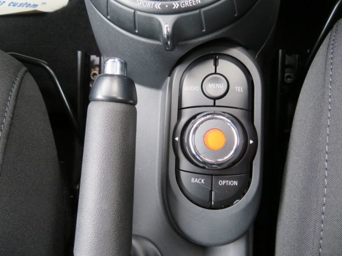 2025 Mini Hatch