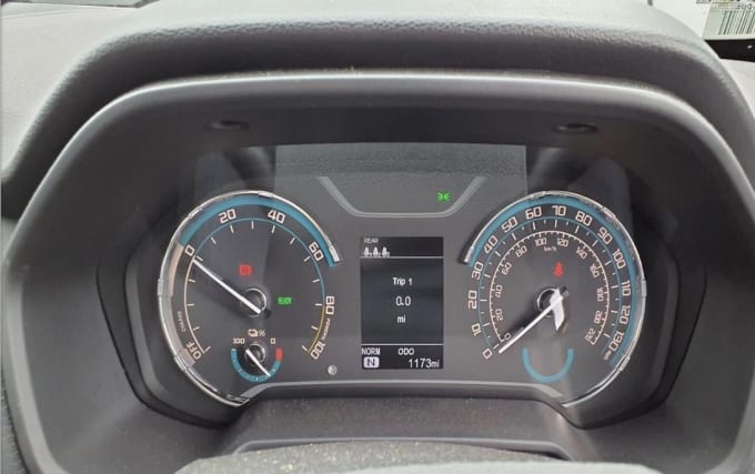 2025 Maxus T90ev