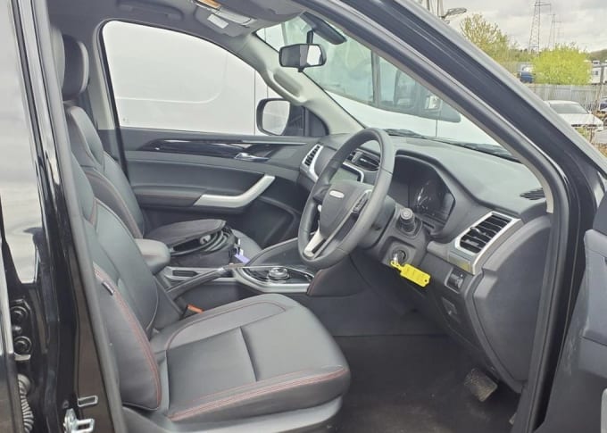 2025 Maxus T90ev