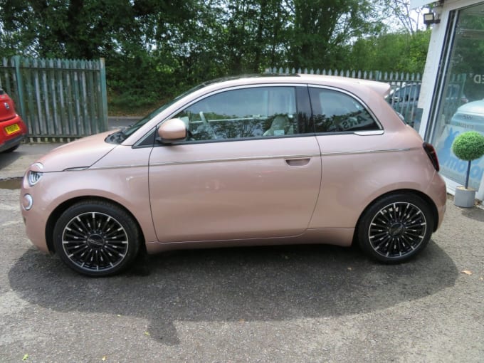 2025 Fiat 500e