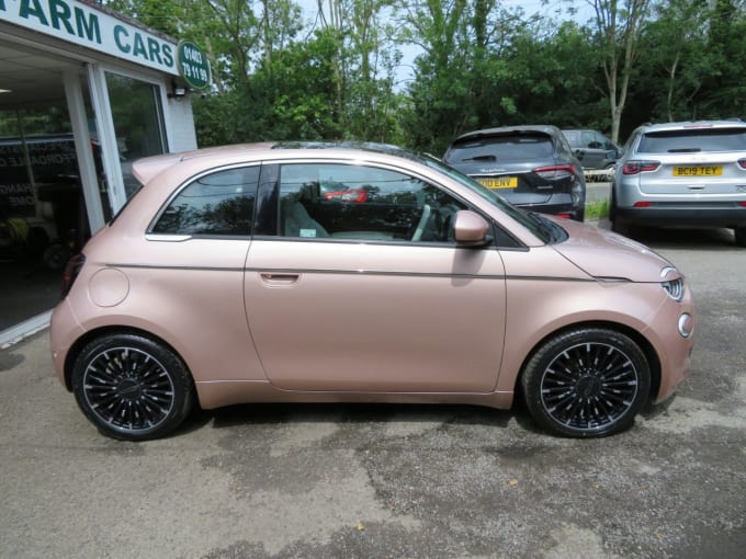2025 Fiat 500e