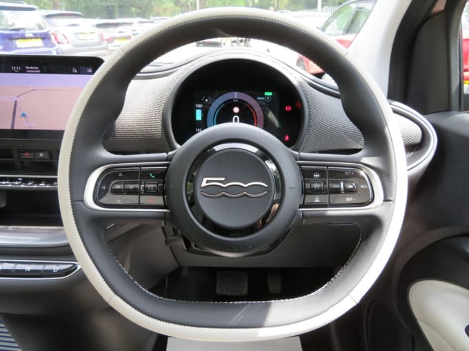 2025 Fiat 500e