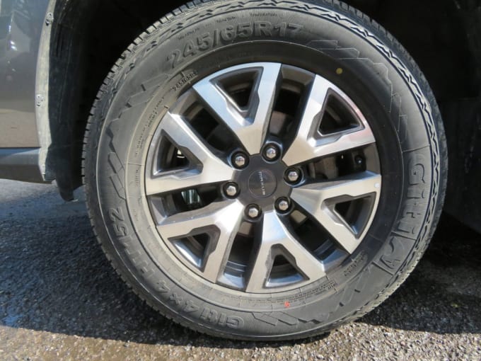 2025 Maxus T90ev