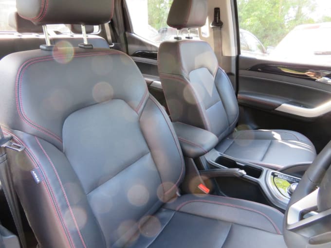 2025 Maxus T90ev