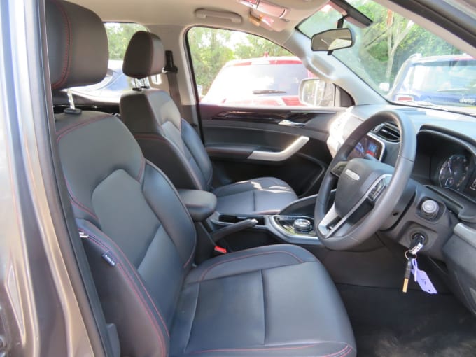 2025 Maxus T90ev