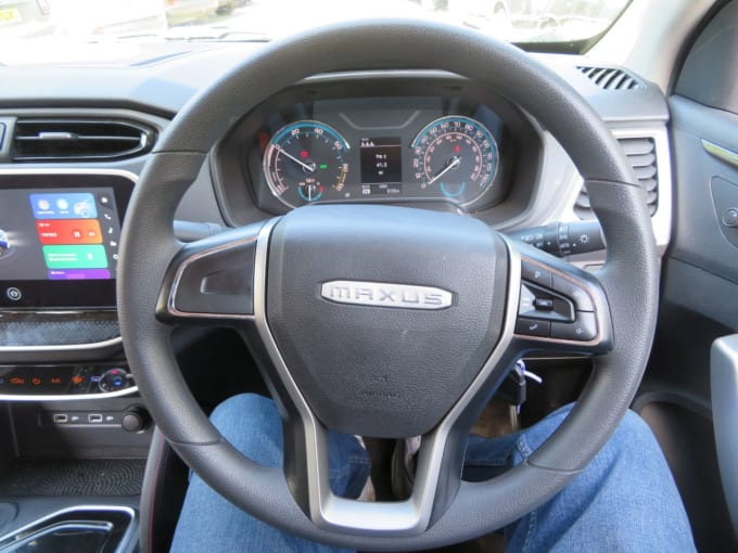 2025 Maxus T90ev