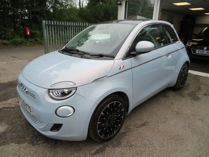 2025 Fiat 500e