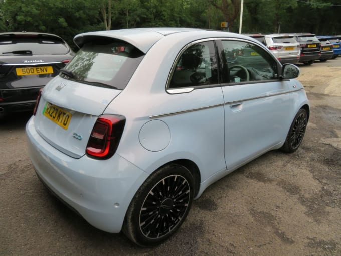 2025 Fiat 500e