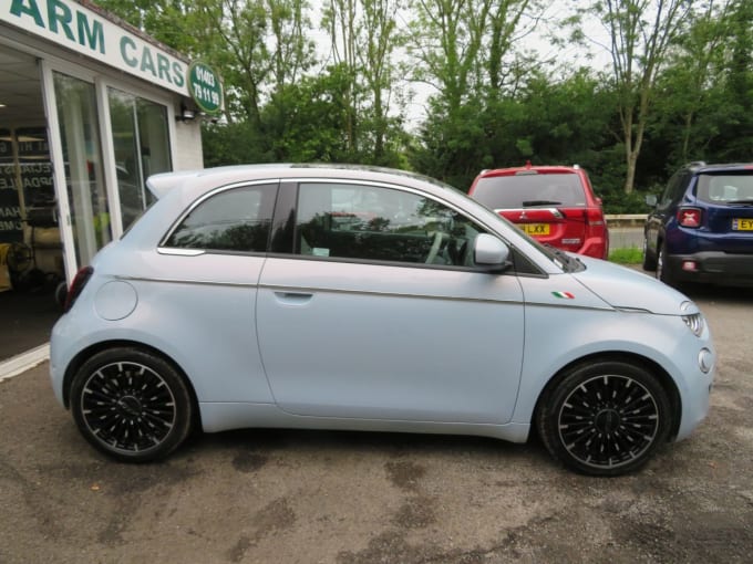 2025 Fiat 500e