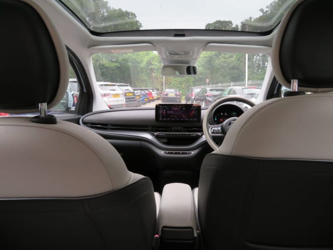 2025 Fiat 500e