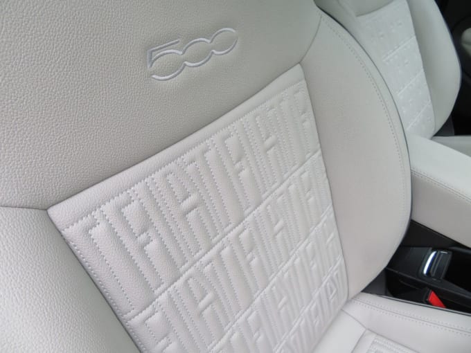 2025 Fiat 500e