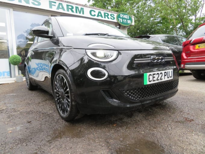 2025 Fiat 500e C