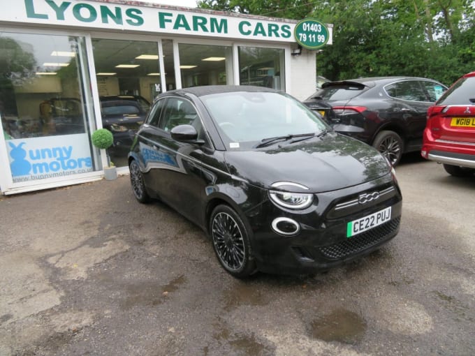 2025 Fiat 500e C