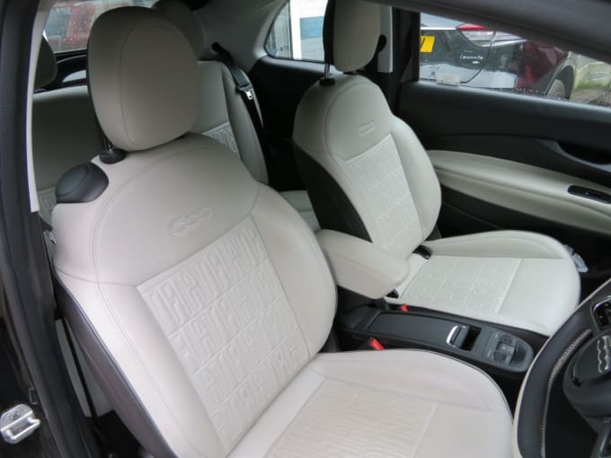 2025 Fiat 500e C