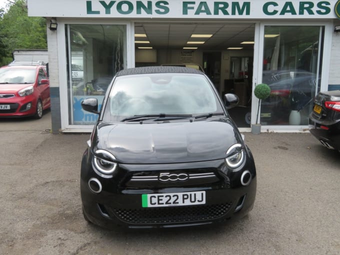 2025 Fiat 500e C
