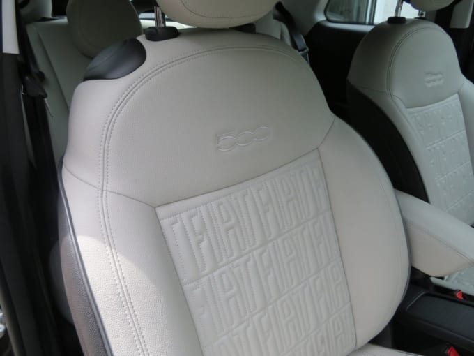 2025 Fiat 500e C