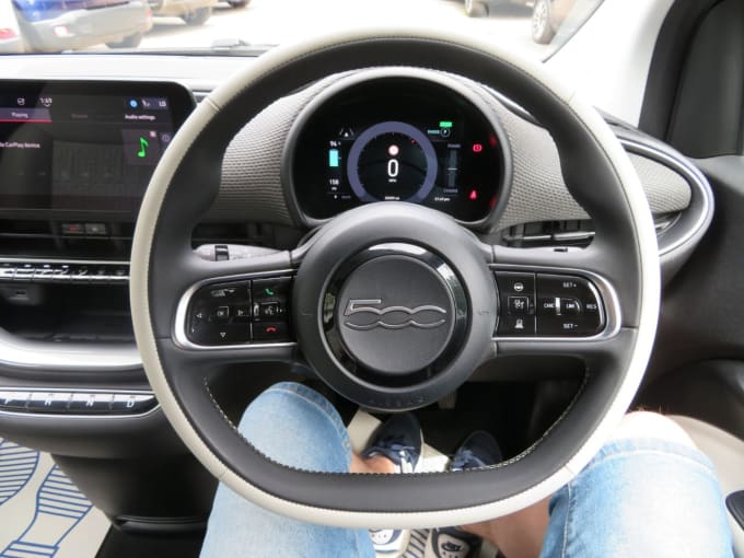 2025 Fiat 500e C