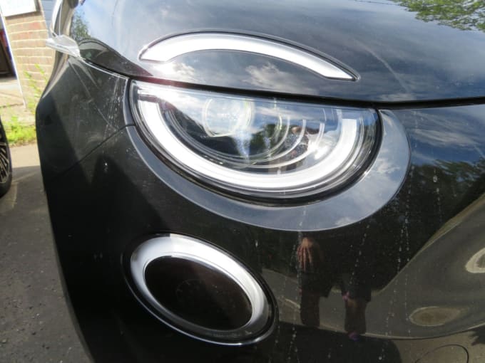 2025 Fiat 500e C