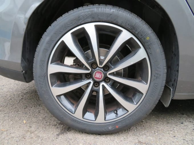 2025 Fiat Tipo