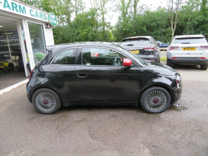 2025 Fiat 500e