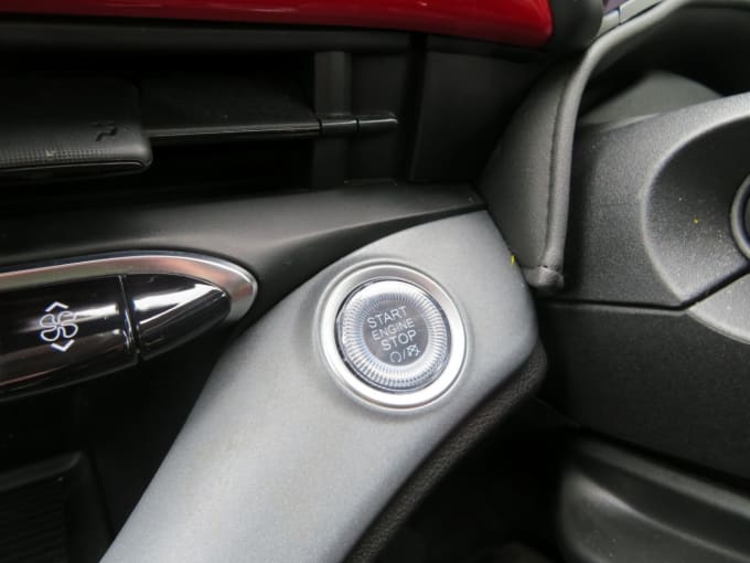 2025 Fiat 500e