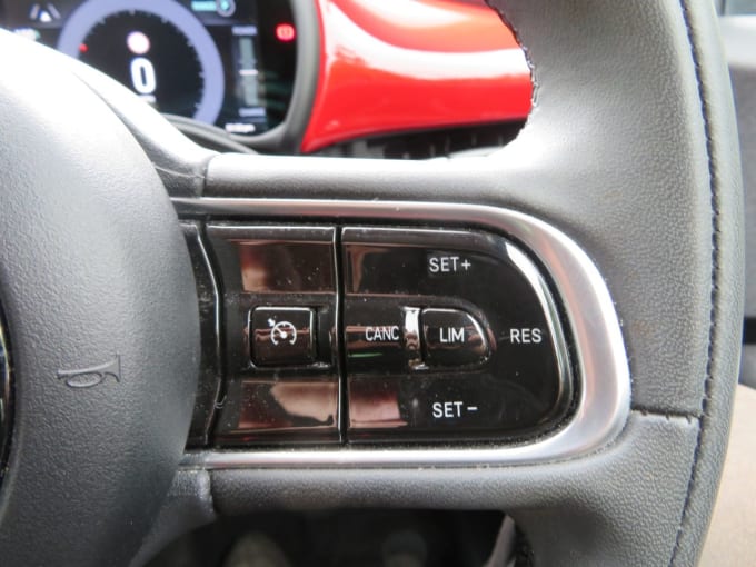 2025 Fiat 500e