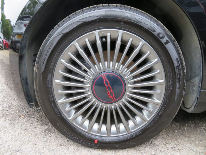2025 Fiat 500e