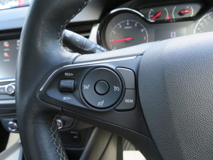 2025 Vauxhall Crossland
