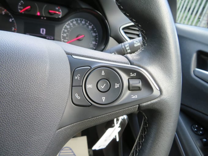 2025 Vauxhall Crossland