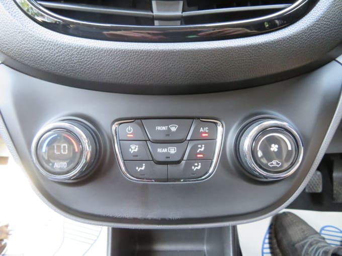 2025 Vauxhall Viva