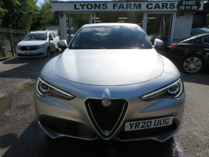 2025 Alfa Romeo Stelvio