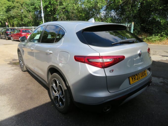 2025 Alfa Romeo Stelvio