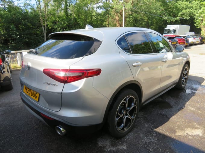 2025 Alfa Romeo Stelvio