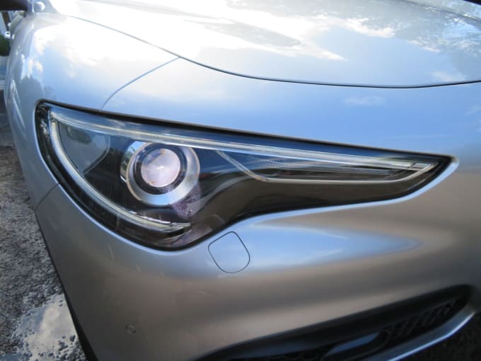 2025 Alfa Romeo Stelvio
