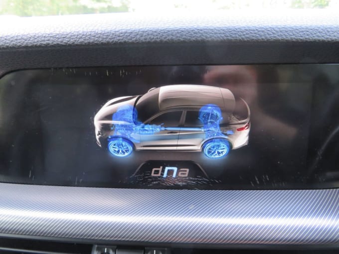 2025 Alfa Romeo Stelvio