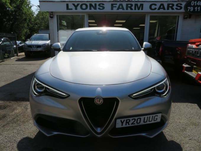 2025 Alfa Romeo Stelvio