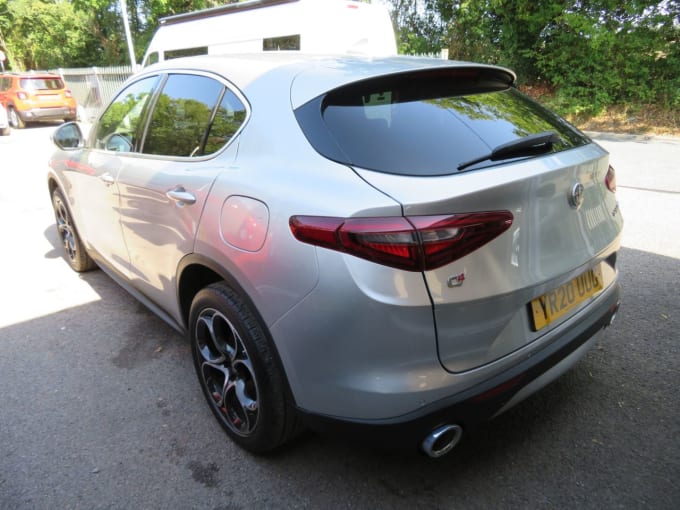 2025 Alfa Romeo Stelvio