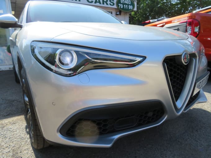 2025 Alfa Romeo Stelvio
