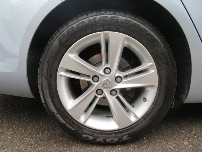 2025 Vauxhall Insignia