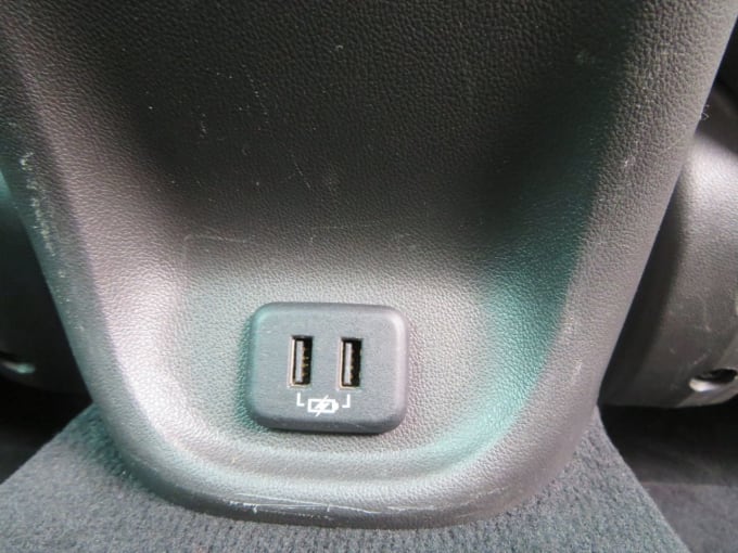 2025 Vauxhall Insignia