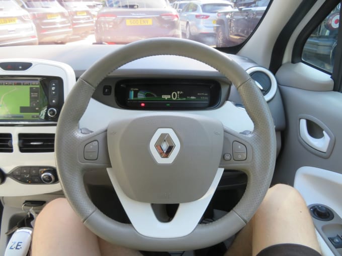 2025 Renault Zoe
