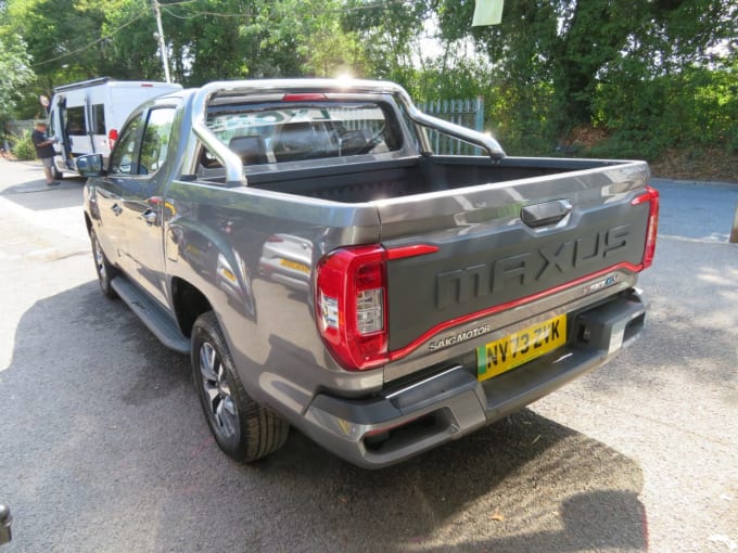 2025 Maxus T90ev