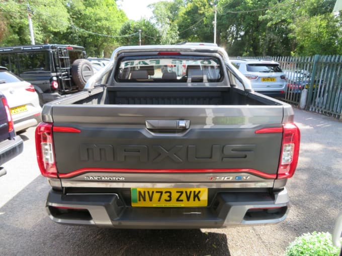 2025 Maxus T90ev