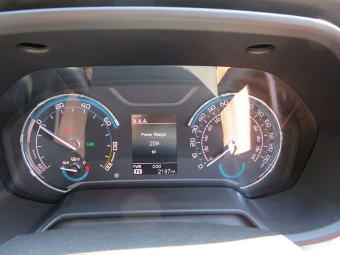 2025 Maxus T90ev